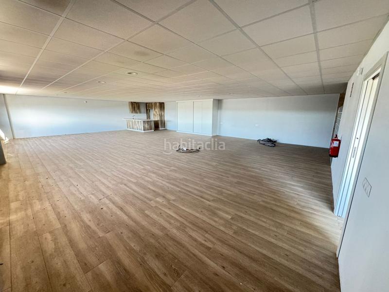 Foto bf6cdf23-594c-46fc-a66c-8b2882af7f3e. Nave industrial  en venta en polígono industrial las viñas, en Mollina