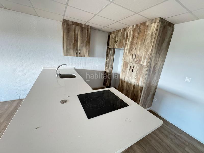 Foto d0c8f5e8-b223-40cf-a19b-565f5f2a0ac9. Nave industrial  en venta en polígono industrial las viñas, en Mollina