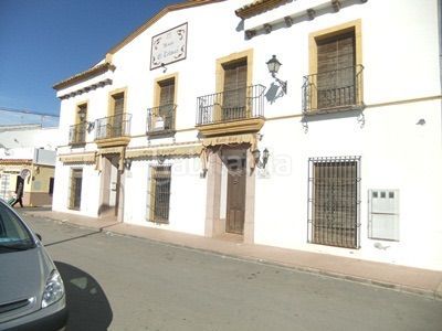 Foto 030821f7-424b-4d00-8e35-abb9ded90560. Local comercial a Humilladero