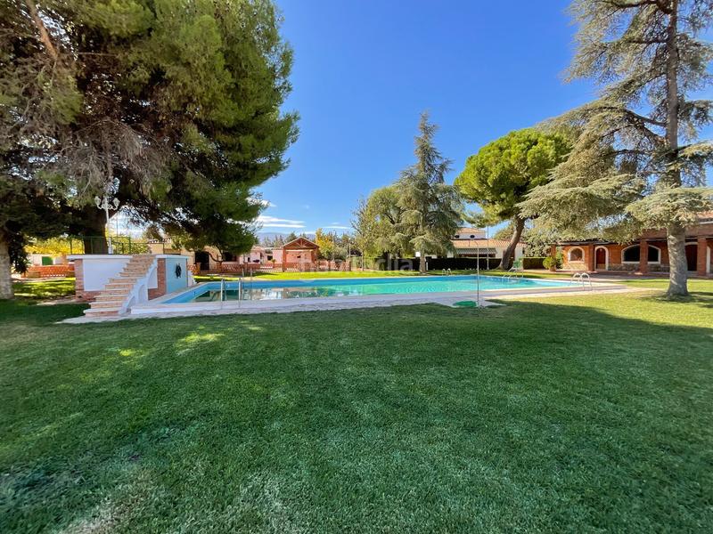 Foto 23f967b7-2289-49d6-81e2-5235eb76104a. Masía complejo con 4 viviendas independientes y piscina en Antequera