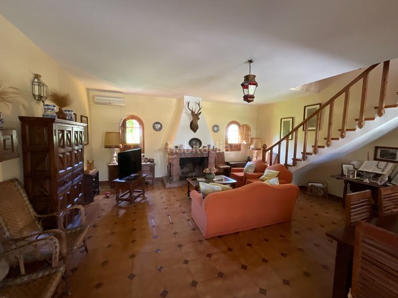 Foto 9db2d8aa-2abd-4435-84e0-1e8fcaab0184. Masía complejo con 4 viviendas independientes y piscina en Antequera