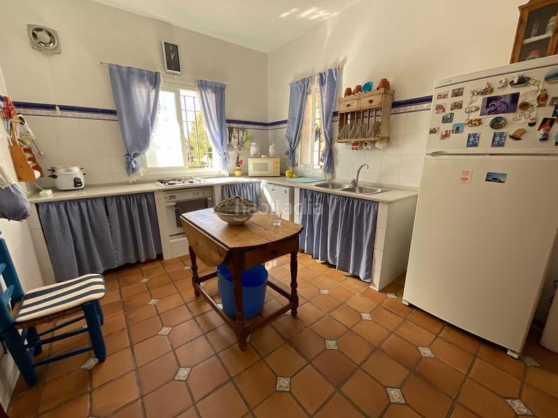 Foto c99a0a0d-a5a2-4d5d-8f36-f1016d495dc9. Masía complejo con 4 viviendas independientes y piscina en Antequera