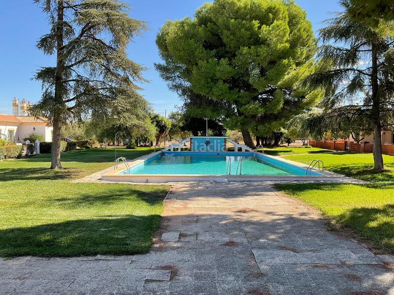 Foto e361e991-0f4e-42c3-9dd5-2fda2dd344ce. Masía complejo con 4 viviendas independientes y piscina en Antequera