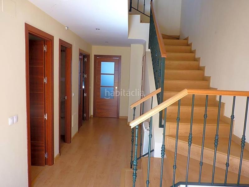 Foto 41db97fc-3505-4b85-951a-26091713831d. Casa adosado en venta urbanización fuente mora en Antequera