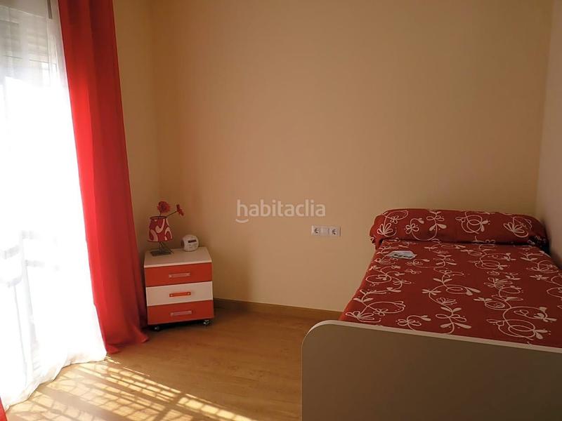 Foto f0d553f7-6058-4525-9a04-54376a09ca2f. Casa adosado en venta urbanización fuente mora en Antequera