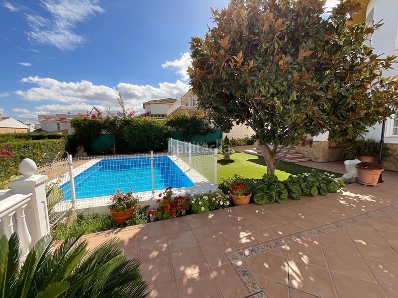 Foto b3f5cdc0-c758-464b-ba8d-99bc223e1271. Casa amb piscina a Fuentemora Antequera