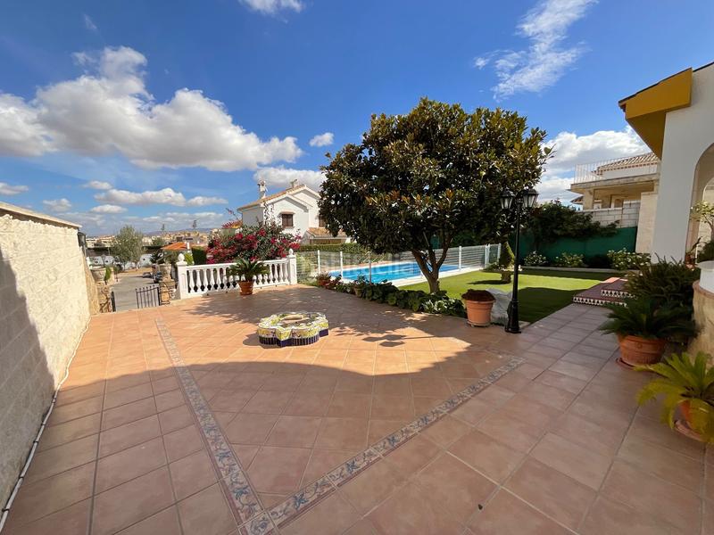 Foto c399ea45-edec-4bb2-98d1-cb54d086fb87. Casa amb piscina a Fuentemora Antequera