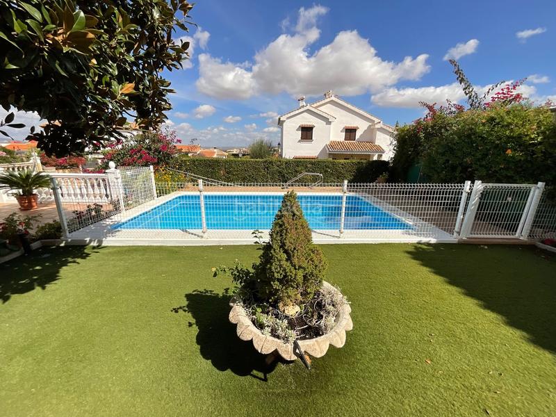 Foto e4b1123f-843c-4f61-a460-238c349f0ab1. Casa amb piscina a Fuentemora Antequera