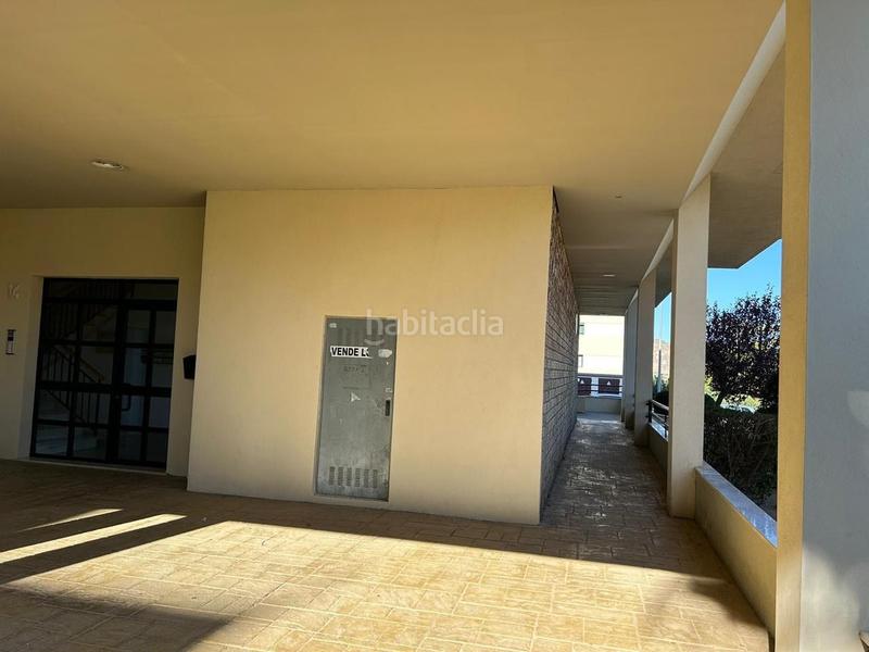 Foto 0d9e364c-66b3-4b5b-9cd0-5beb2d07709d. Local comercial  en venta en urbanización parque verónica en Antequera