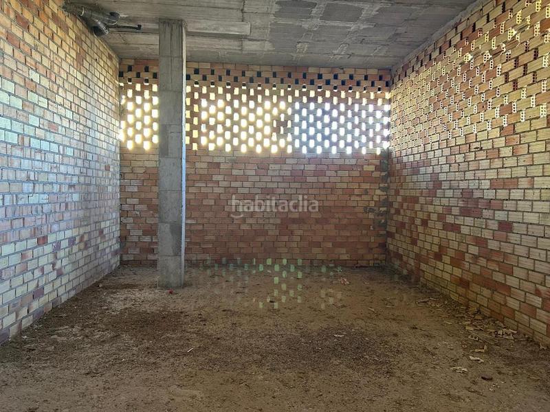 Foto 55402d2f-1389-43c2-867e-fcd01d92470f. Local comercial  en venta en urbanización parque verónica en Antequera