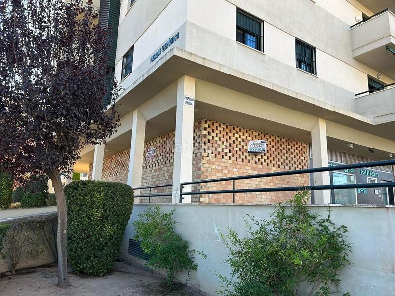 Foto 74894866-377a-4ddf-8490-054fb1071f60. Local comercial  en venta en urbanización parque verónica en Antequera
