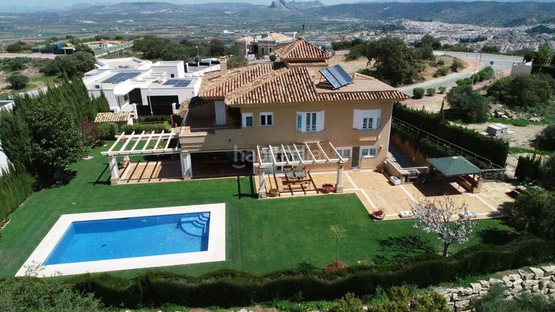 Foto 9059fd01-4672-4efc-8fa0-4289ffa0d574. Maison avec chauffage parking piscine dans Bobadilla - Bobadilla Estación - La Joya Antequera