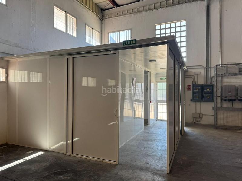 Foto 6988f643-12ac-4ae2-9a7c-de24e7dd24f7. Lloguer nau industrial a Zona de la Vega Antequera