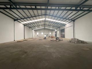 Miete Fabrikhalle in Zona de la Vega. Nave industrial en alquiler en polígono industrial de antequera.