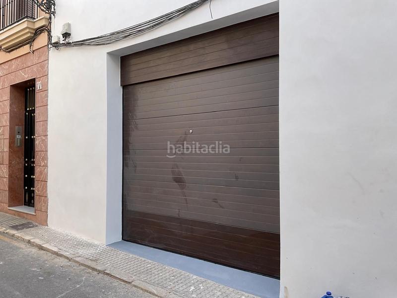 Foto 5c830e13-fc4d-4dc9-8d5f-96a8198c2a64. Aparcament cotxe a Centro Antequera