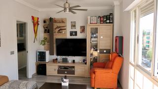 Appartement à Fuentemora. Tu oasis con vistas en parquesol piso con terraza, garaje y luz
