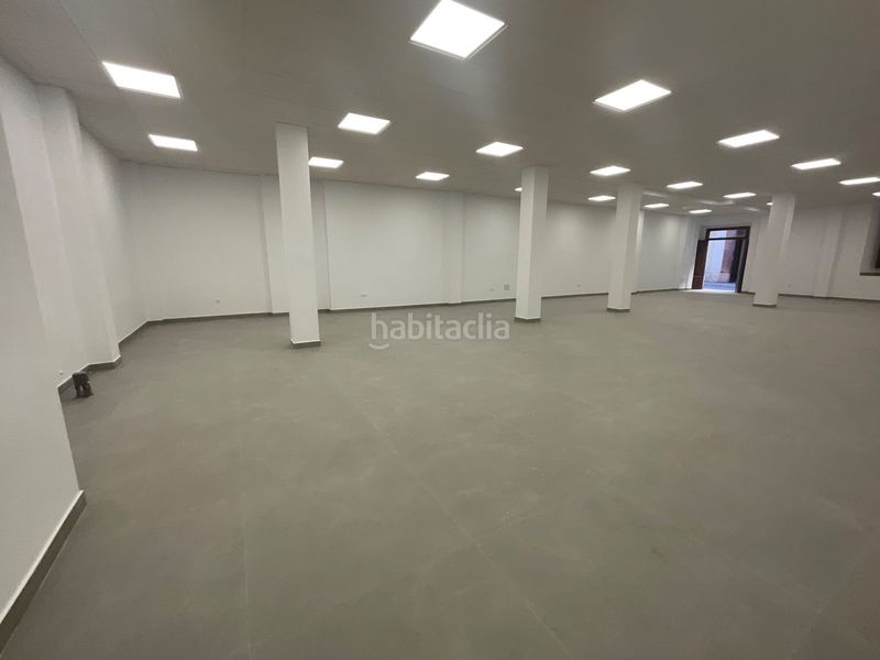 Foto fac99372-f2fd-46de-9fd6-3c99f3590d77. Affitto locale commerciale in Centro Antequera