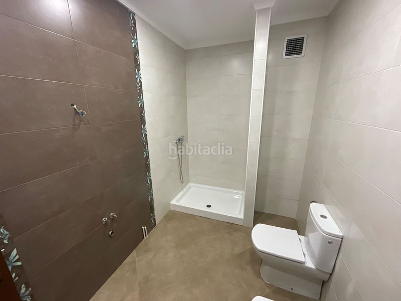 Foto bb4a7754-1b29-4bd3-a634-512946b53a46. Casa amb calefacció aparcament a Mollina