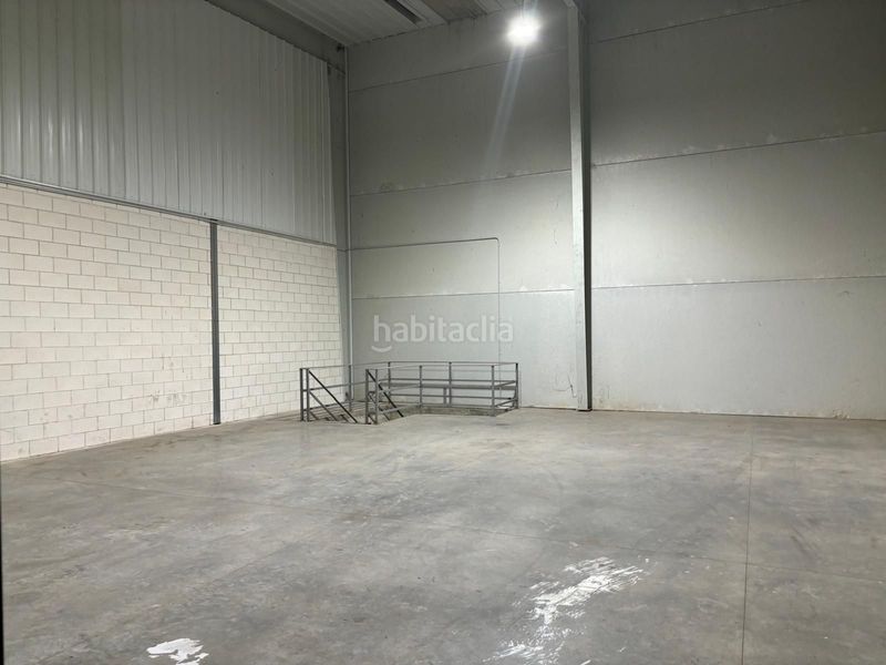 Foto 1c5d511f-2b93-433f-bb59-1a1b1f9855d9. Nau industrial a Zona de la Vega Antequera
