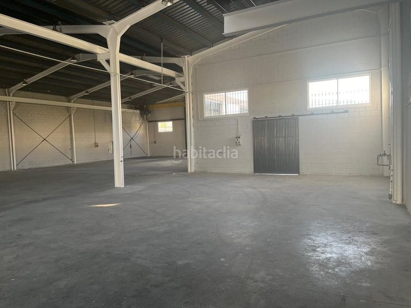 Foto 5e59542c-22e2-42e0-85e4-ed6cf97c5520. Location bâtiment à usage industriel dans Zona de la Vega Antequera