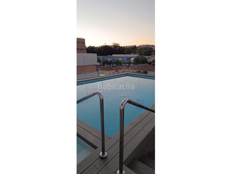 Foto 4d2bb23c-57b3-4244-8204-41575606b9e8. Alquiler apartamento obra nueva edif. españa 75m2 a paso de la playa recinto cerrrado con piscina, sala de gim. parking y sauna. en Fuengirola