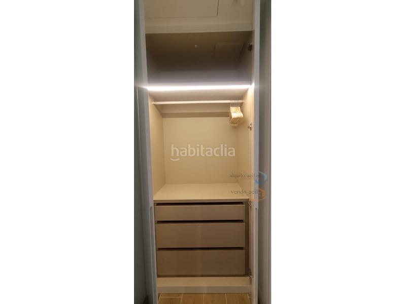 Foto 9f33b2c1-8bfd-4c6b-864d-0b40c6a4cd5a. Rent apartment with parking in Puerto Deportivo Fuengirola