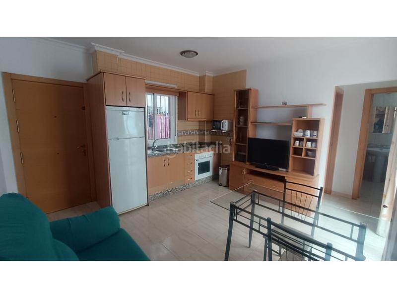 Foto d24b6c4b-2d70-45a6-80c9-f6f9fdcc2fee. Miete appartement in Centro ciudad Fuengirola