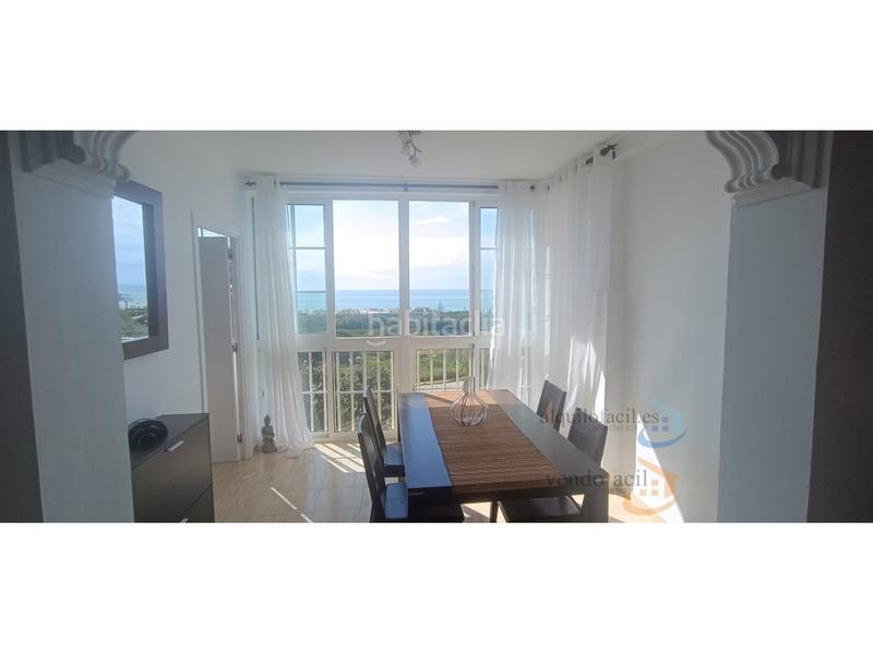 Foto 00302c75-7349-4567-90e1-2c5a5d949c88. Location appartement avec parking dans Calahonda Mijas