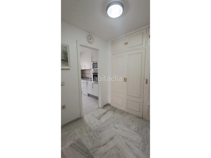 Foto 24eaaacb-363d-40b2-894c-afd5602df745. Miete appartement mit pool in Centro ciudad Fuengirola