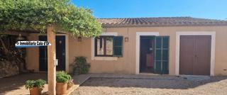 Country house in Felanitx Poble. Idilica finca con casa de invitados en son mesquida