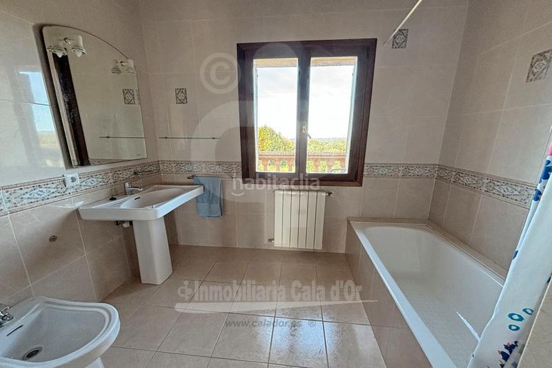 Foto 56bd808f-0f02-4b35-aa68-47885cd848db. Chalet mit parking in Felanitx poble Felanitx