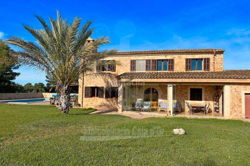 Foto c10d5192-2dad-44f9-be69-10099132b5fa. Chalet mit parking in Felanitx poble Felanitx
