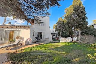 Chalet à Cala d´Or. Casa con 4 viviendas en cala esmeralda