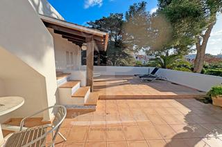 Chalet à Cala d´Or. Casa con 4 viviendas en cala esmeralda