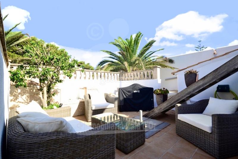 Foto 2b970ec6-d333-4d6d-a182-a5a828452b57. Chalet villa en primera línea de mar de es forti en Santanyí