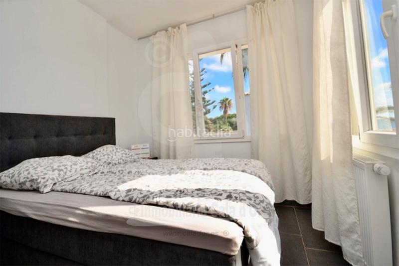 Foto f69e37ee-13aa-4d75-a534-4efce2dc379c. Chalet villa en primera línea de mar de es forti en Santanyí