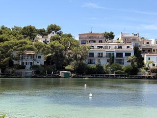 Chalet à Portopetro. Villa de ensueño en primera línea de mar en porto petro