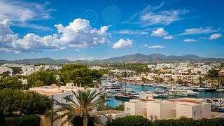 Xalet a Cala d´Or. Villa en segunda línea de la marina de cala dor