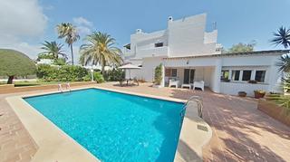 Chalet en Cala d´Or. Villa en segunda línea de la marina de cala dor