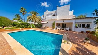 Chalet in Cala d´Or. Villa en segunda línea de la marina de cala dor