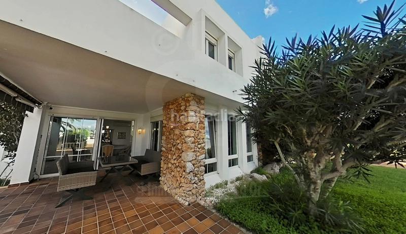 Foto d281d478-16cf-4e7a-a992-aa8170ee0b4a. Maison jumelée avec chauffage parking piscine dans Cala d´Or Santanyí