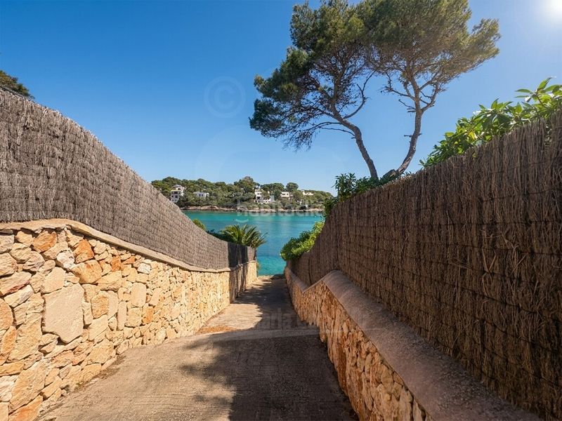 Foto b35b8ba8-6dc9-40bb-afe4-db08987cce17. Xalet amb piscina a Cala d´Or Santanyí
