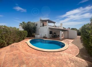 Chalet in Cala d´Or. Villa unifamiliar junto al puerto de cala dor