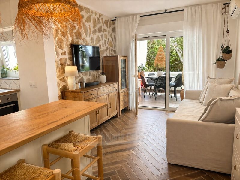 Foto 20bec135-ec42-4868-869c-260b8aed862a. Apartament amb aparcament piscina a Cala d´Or Santanyí
