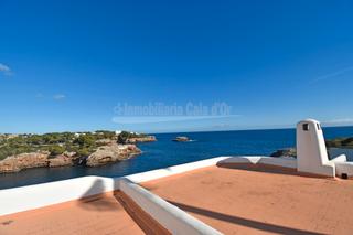 Chalet à Cala d´Or. Excelente casa en primera linea con vistas al mar