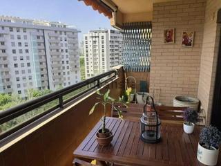 Appartement à Pintor maella 32. Piso en venta en ciudad de las artes y las ciencias