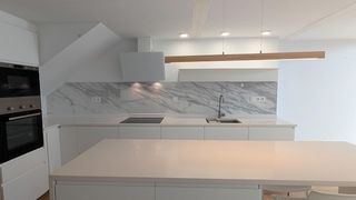 Loft a Vara de Quart. Excelente loft con terraza en ros casares