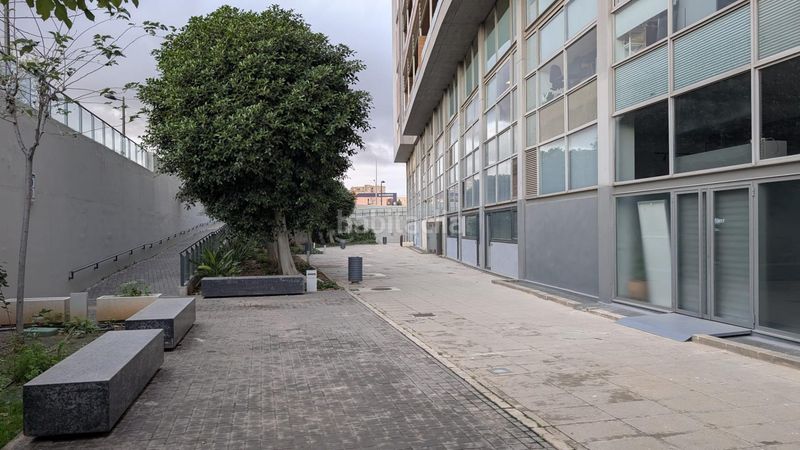 Foto 992e4f22-9cca-4621-b229-9f09e0f0c4af. Local comercial a calle andarella 2 a Barrio de la Luz Xirivella