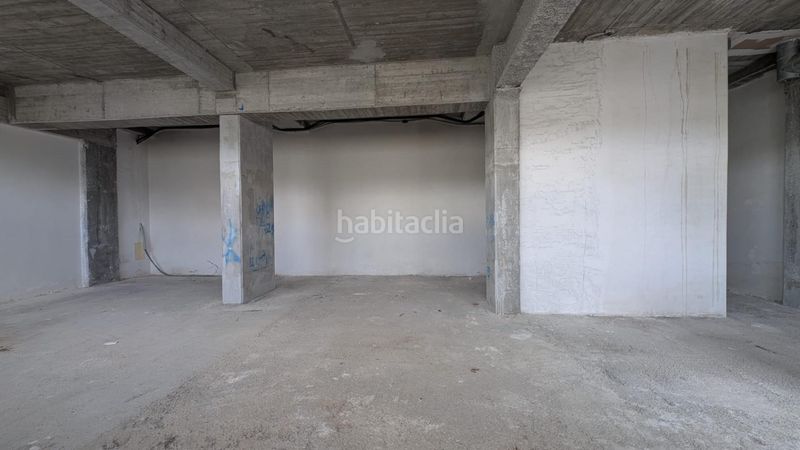 Foto faf75c5e-7daf-4425-a695-a08f352b9ef4. Local comercial a calle andarella 2 a Barrio de la Luz Xirivella