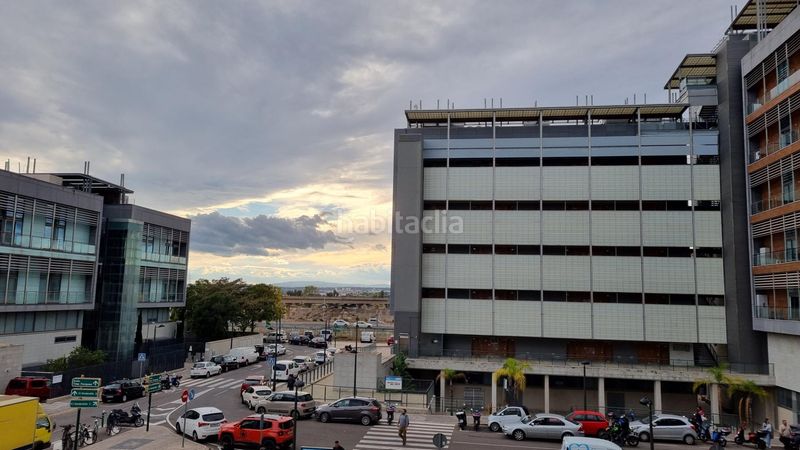 Foto d476c90e-fdbf-435b-88ef-0570cb2a3902. Lloguer loft amb aparcament a Barrio de la Luz Xirivella